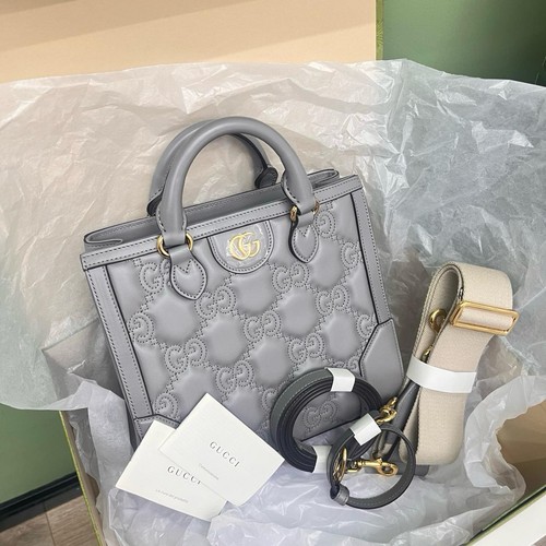 Gucci matelassé gold logo - gg,