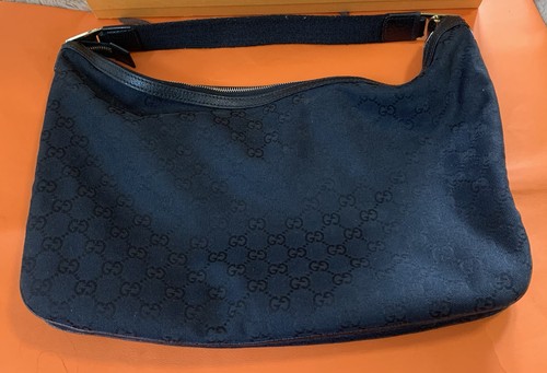 Authentic gucci black - authentic,